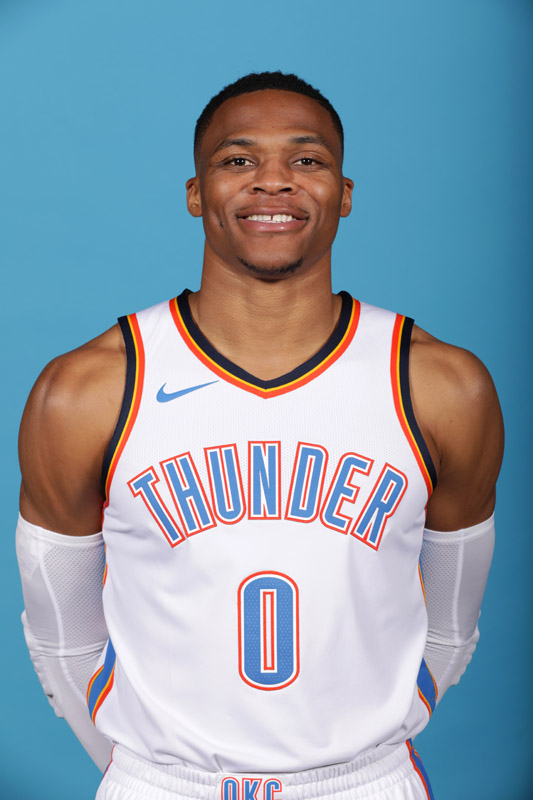 利物浦伤病潮催生变阵，青训小将皮林或迎意外首秀（伤病潮逼迫利物浦调整阵容，青训新人皮林或上演意外处子秀）