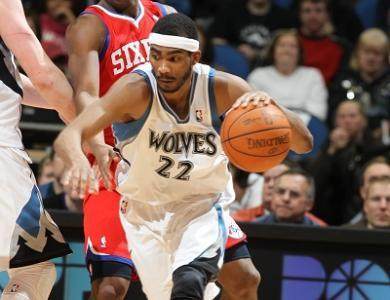 状态火热！杰曼半场10中7得到20分5助攻（手感滚烫！杰曼半场10投7中砍下20分5助攻）