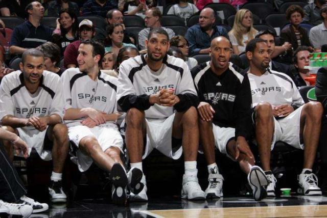 踢球水平与人口无关？世界人口前十国家中有8队无缘世界杯（人口规模不等于足球实力：全球人口前十国有八队无缘世界杯）