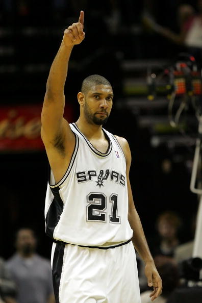 巴格利半场表现惊艳，7中5高效得分（巴格利半场火力全开，7投5中高效砍分）